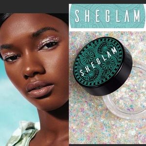 New💕StayWild She Glam Jelly glitter